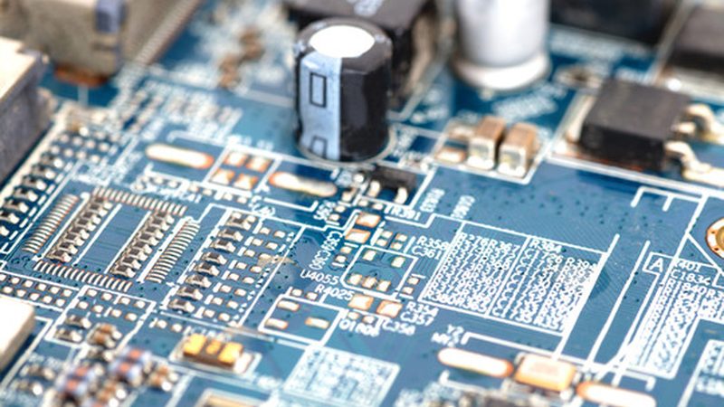 PCB散热器选型：关键参数与工艺细节解析**